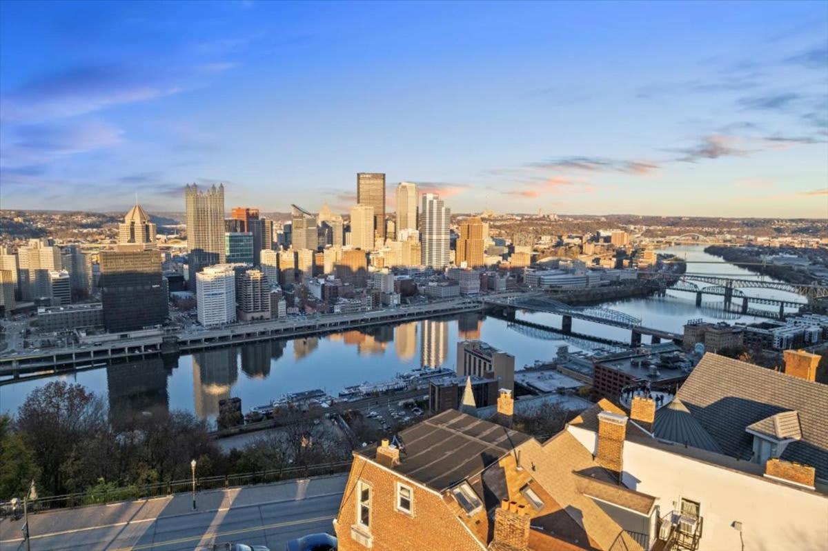 Skyline At Your Door - Studio With A View Pittsburgh Eksteriør billede