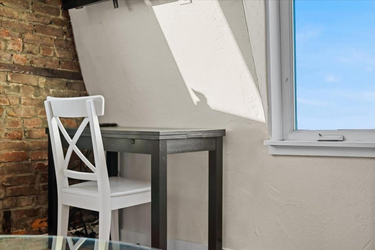 Skyline At Your Door - Studio With A View Pittsburgh Eksteriør billede