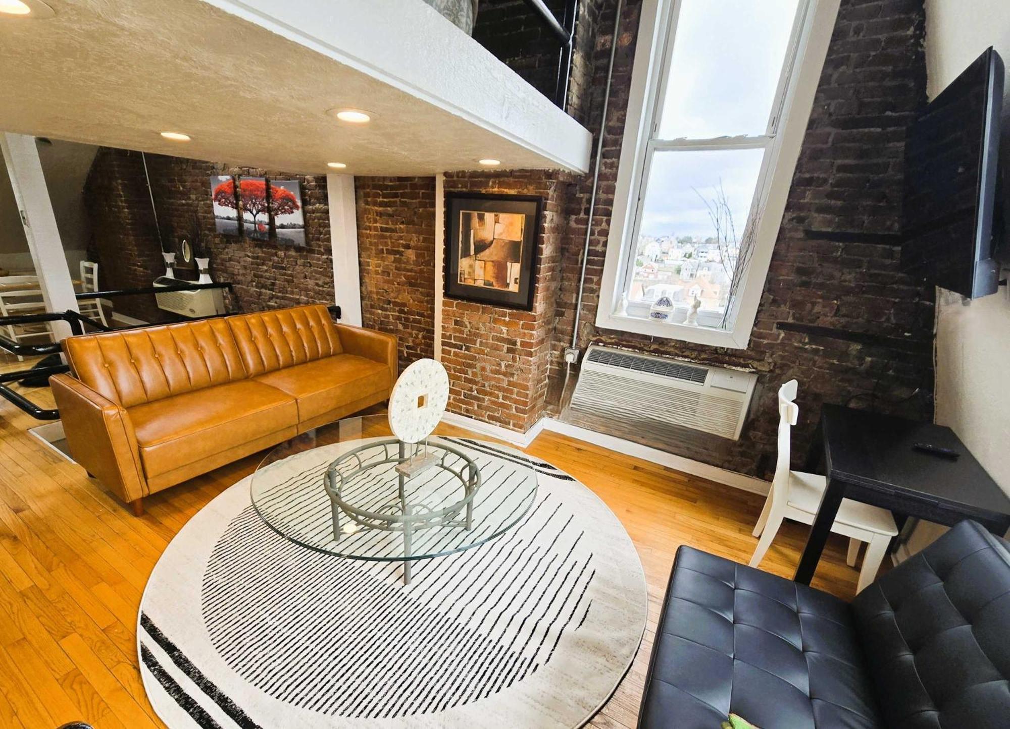Skyline At Your Door - Studio With A View Pittsburgh Eksteriør billede