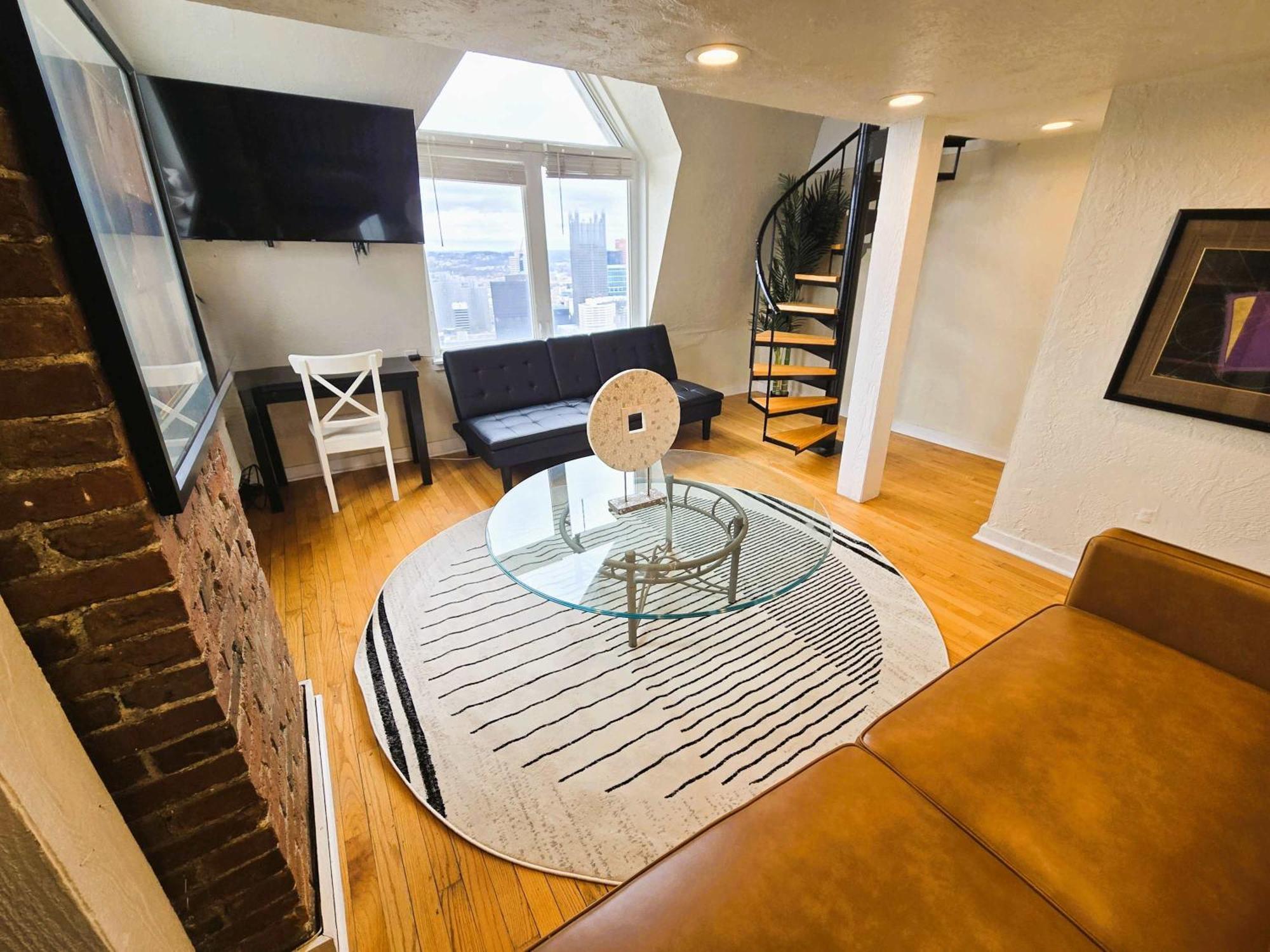 Skyline At Your Door - Studio With A View Pittsburgh Eksteriør billede